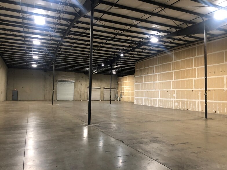 11391 Sunrise Gold Cir, Rancho Cordova, CA à louer - Photo intérieure - Image 2 de 9