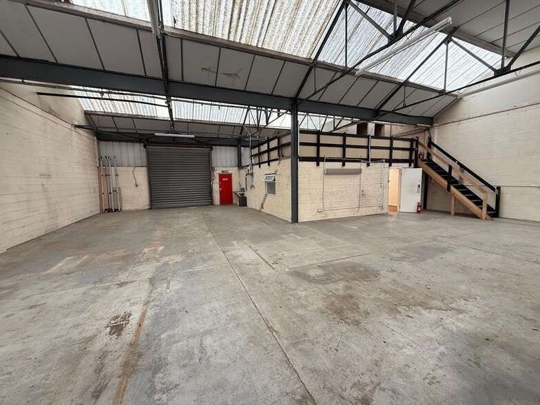 Corporation Rd, Manchester for lease - Building Photo - Image 2 of 32