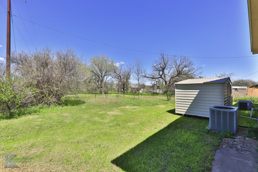 5843 US-83 Hwy, Ovalo, TX à vendre - Photo du b timent - Image 2 de 29