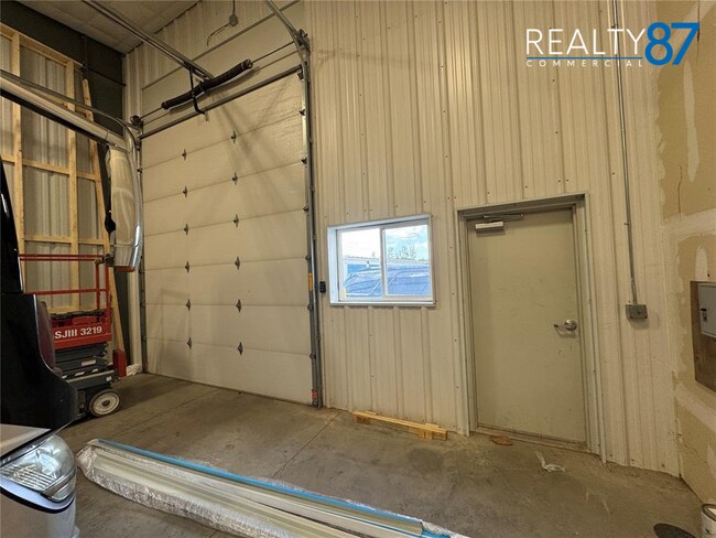 Plus de détails pour 4160 3rd Ave, Marion, IA - Local d'activités à louer