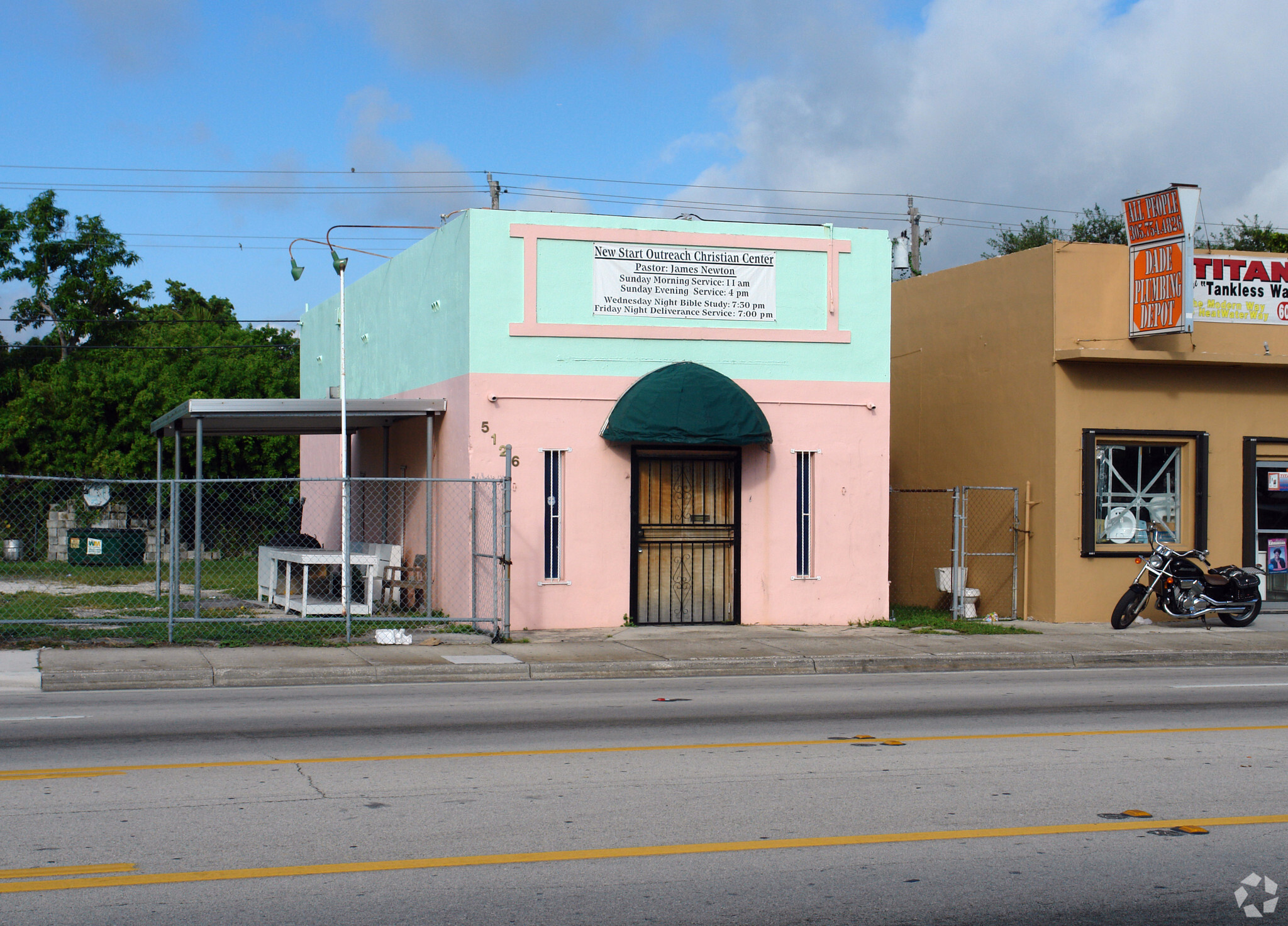 5126 NW 7th Ave, Miami, FL à louer Photo principale- Image 1 de 4