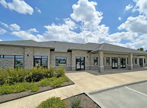 1880 N Stonebridge Dr, McKinney, TX for sale - Building Photo - Image 1 of 37