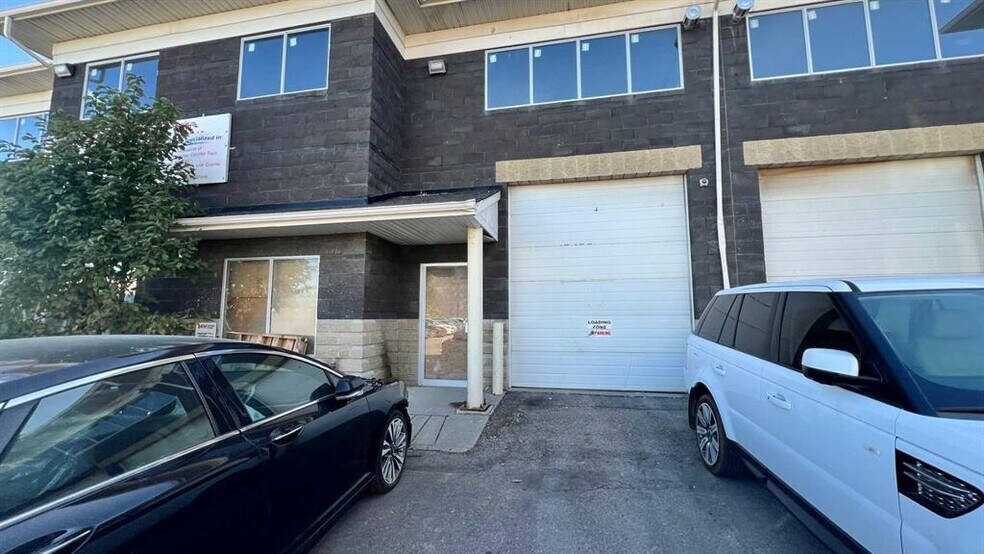 5150 47th St NE, Calgary, AB à vendre - Photo du bâtiment - Image 2 de 3