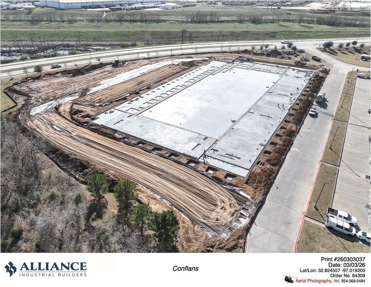 4911 Conflans Rd, Irving, TX for sale - Building Photo - Image 3 of 4