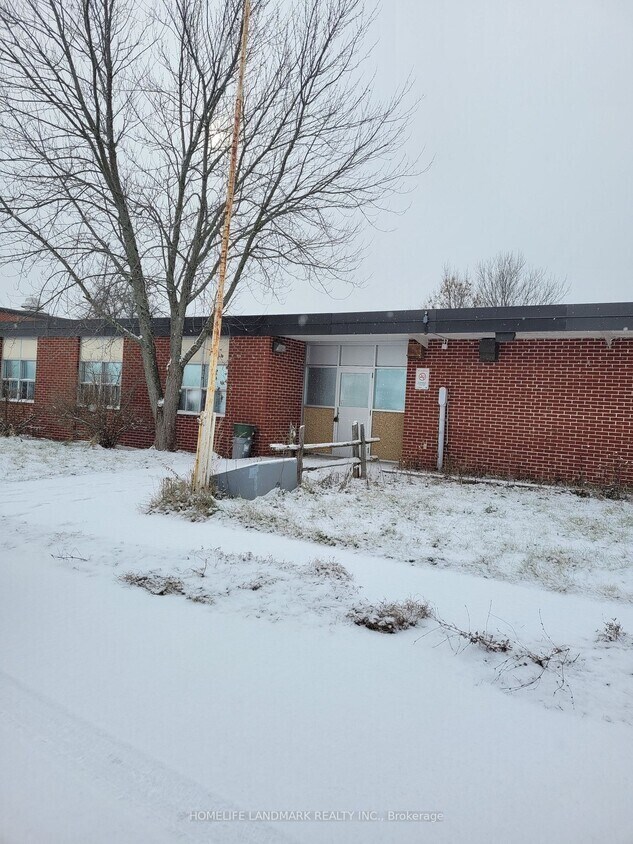 840 County Rd 8, Napanee, ON à vendre Photo principale- Image 1 de 1