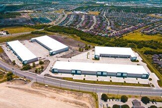 Plus de détails pour 5930-6010 Eisenhauer Rd, San Antonio, TX - Industriel à louer