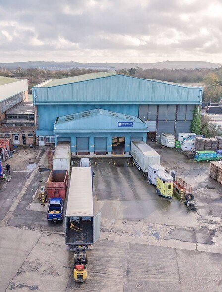 South Marston, South Marston à vendre - Photo du bâtiment - Image 3 de 9