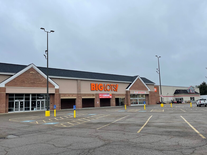 1700-1732 E Main St, Lancaster, OH for lease - Building Photo - Image 1 of 3