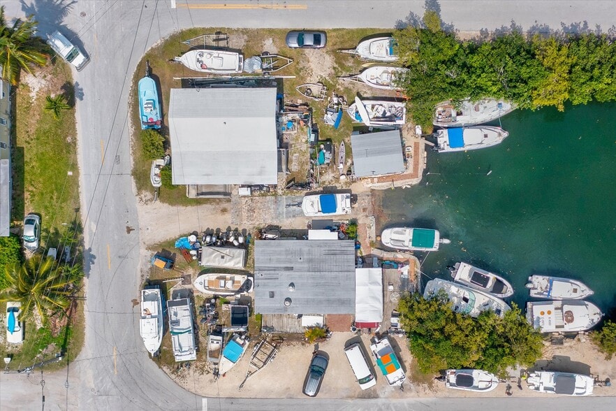 24931 Overseas Hwy, Summerland Key, FL for lease - Building Photo - Image 2 of 20