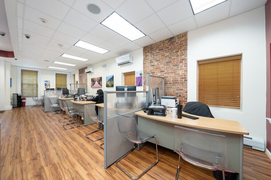 715 Washington St, Hoboken, NJ à louer - Photo intérieure - Image 1 de 29