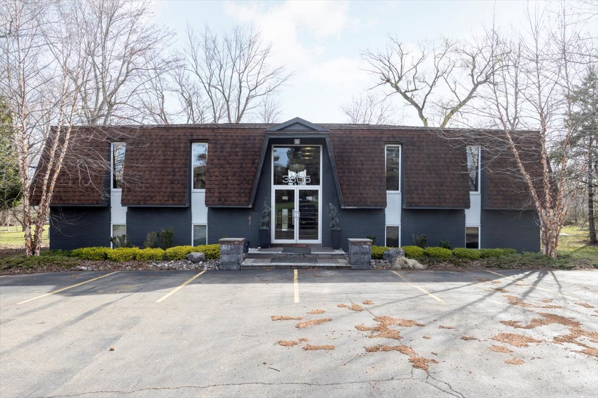 3605 Eggert Rd, Orchard Park, NY à vendre Photo principale- Image 1 de 1