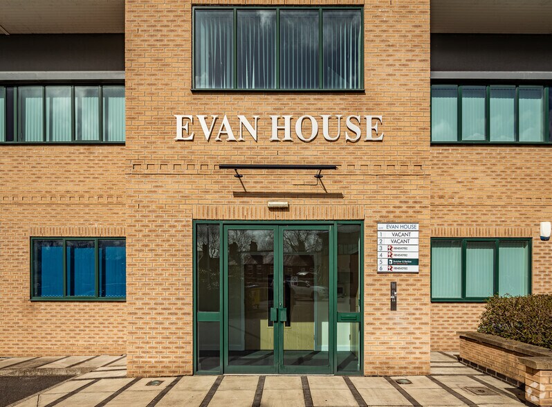 Clifton Rd, Runcorn for sale - Building Photo - Image 2 of 4