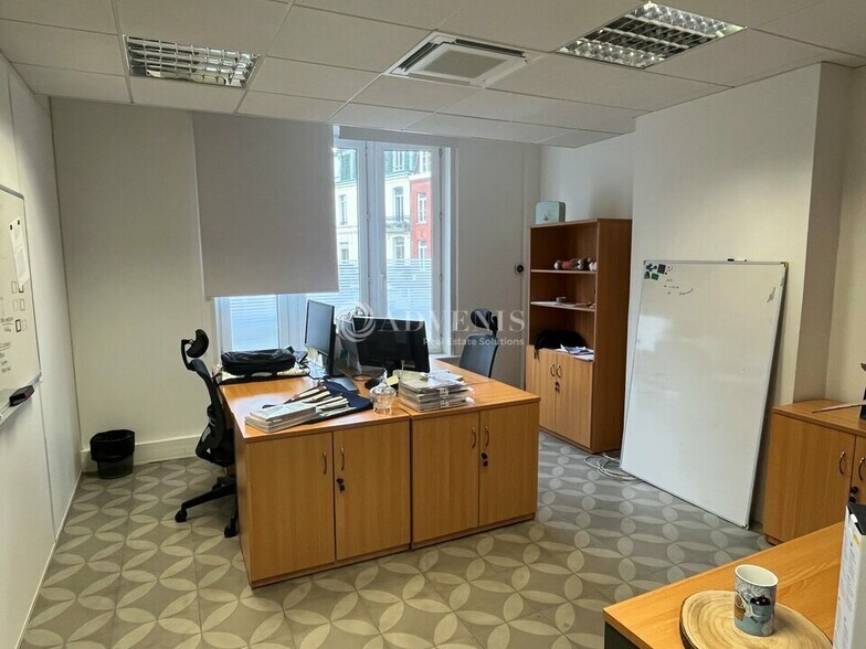 Bureau dans Lille à louer - Photo intérieure - Image 2 de 5