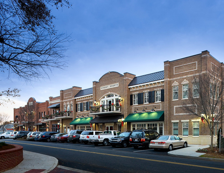 3150-3160 Main St, Duluth, GA à louer - Photo principale - Image 1 de 2