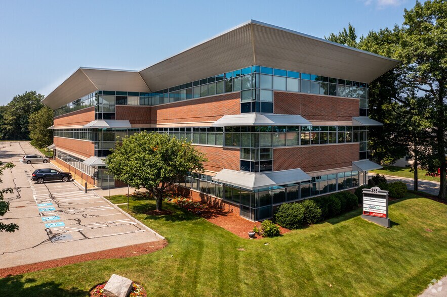 285 Billerica Rd, Chelmsford, MA à louer - Photo du bâtiment - Image 1 de 6