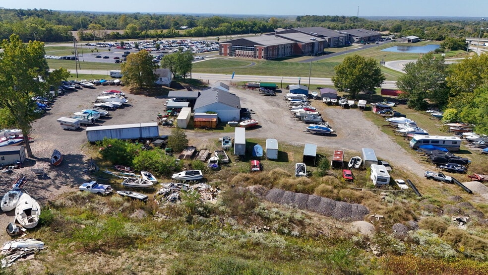 722 US 68 S, Xenia, OH à vendre - Photo du bâtiment - Image 2 de 32