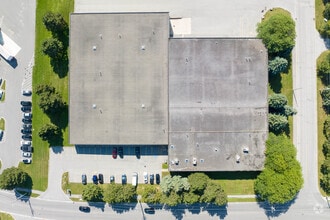 585 Granite Ct, Pickering, ON - AERIAL  map view