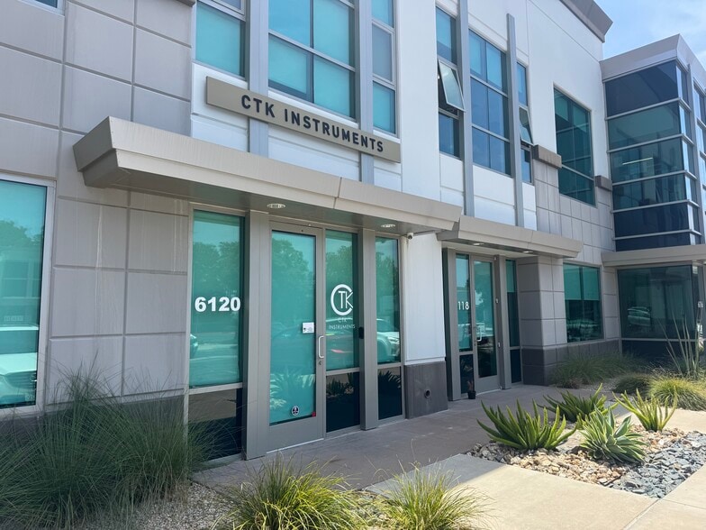 6116-6126 Innovation Way, Carlsbad, CA for lease - Building Photo - Image 3 of 3