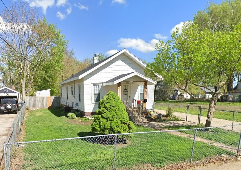 3313 SW 7th St, Des Moines, IA for sale - Primary Photo - Image 1 of 1