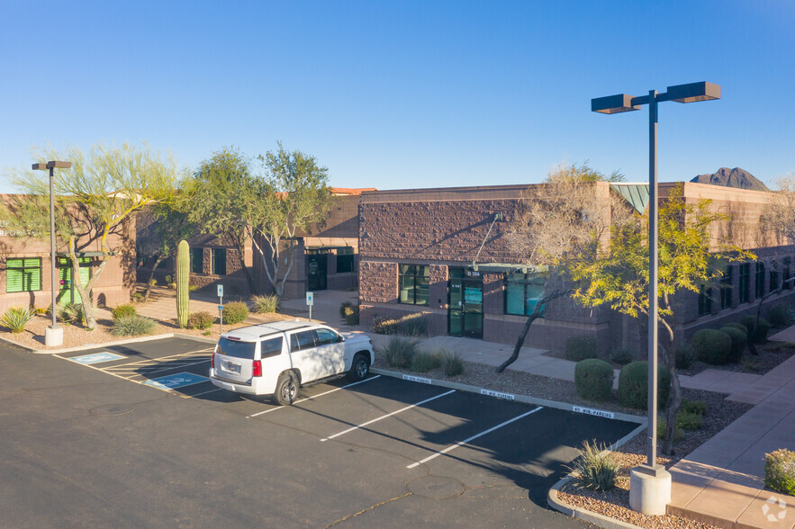 42104 N Venture Ct, Anthem, AZ for lease - Primary Photo - Image 1 of 6