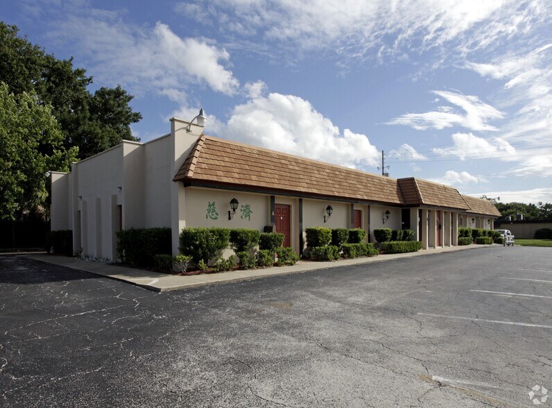 5401 Alhambra Dr, Orlando, FL à louer - Photo du bâtiment - Image 2 de 16