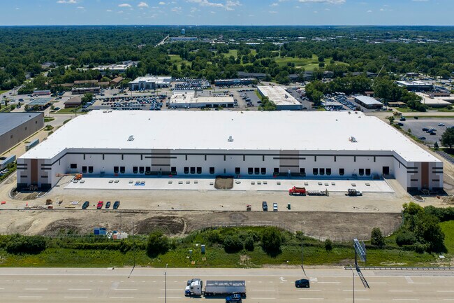 Plus de détails pour 2300 Warrenville Rd, Downers Grove, IL - Industriel à louer