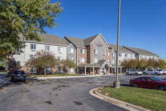 More details for 2210 Abbott Dr, Carter Lake, IA - Hospitality for Sale