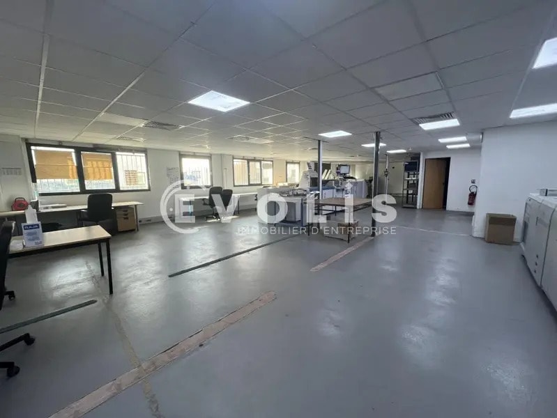 Flex in Neuilly-Plaisance for sale Interior Photo- Image 1 of 10