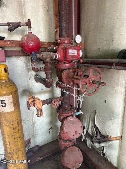 835 Palmetto ave, Varnville, SC for sale - Building Photo - Image 3 of 4