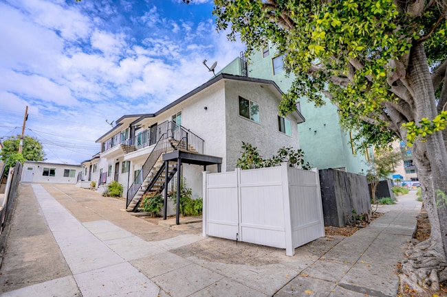 Plus de détails pour 3828 Arizona St, San Diego, CA - Multi-résidentiel à vendre