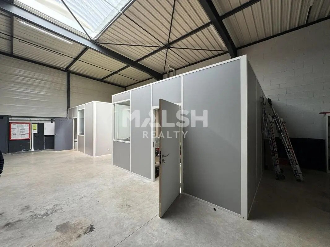 Office in Sorbiers for lease Interior Photo- Image 1 of 4