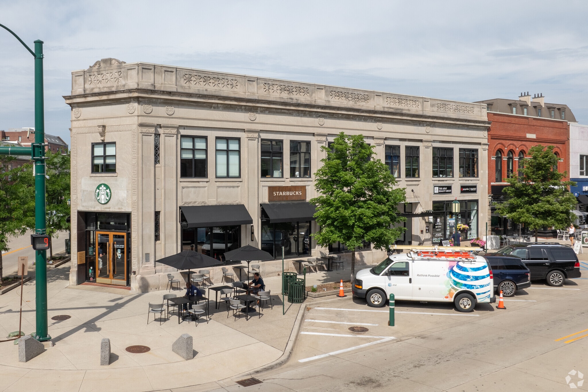 101-167 N Old Woodward Ave, Birmingham, MI for lease Building Photo- Image 1 of 12