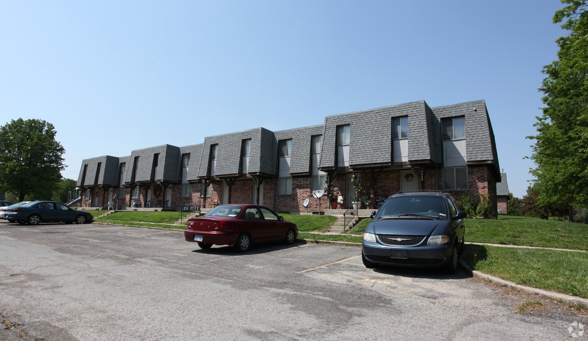 925 Brookside St, Leavenworth, KS for sale Primary Photo- Image 1 of 1