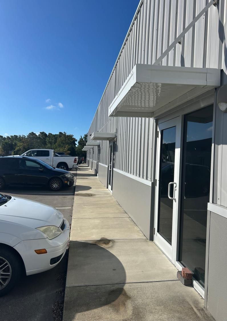 1324 Lake Park Blvd N, Carolina Beach, NC for lease Building Photo- Image 1 of 3