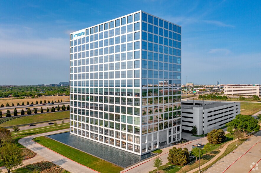 7950 Legacy Dr, Plano, TX à louer - Photo du bâtiment - Image 3 de 20