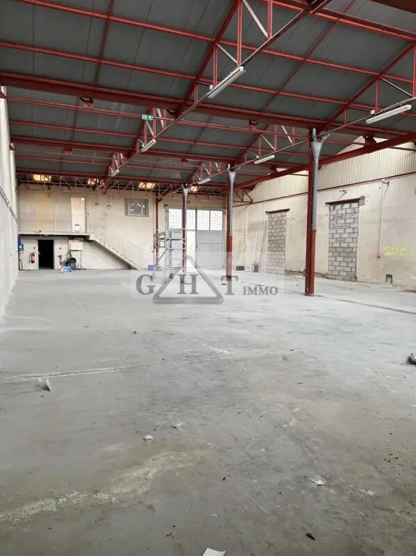 Industrial in Bezons for sale Building Photo- Image 1 of 10