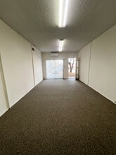 2100 N Sepulveda Blvd, Manhattan Beach, CA for lease Interior Photo- Image 2 of 5