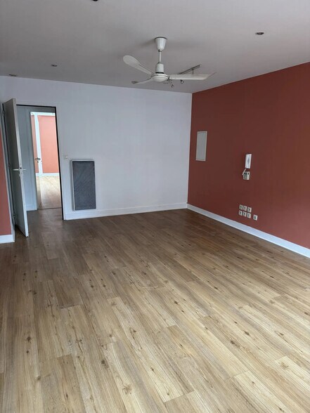 3 Cours Portal, Bordeaux for lease - Building Photo - Image 2 of 5