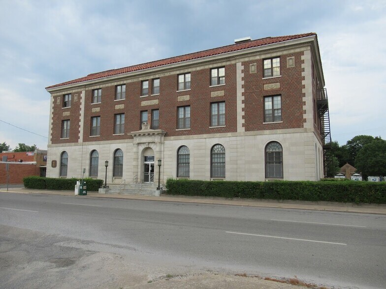 34 A St NE, Miami, OK à louer - Photo principale - Image 1 de 3