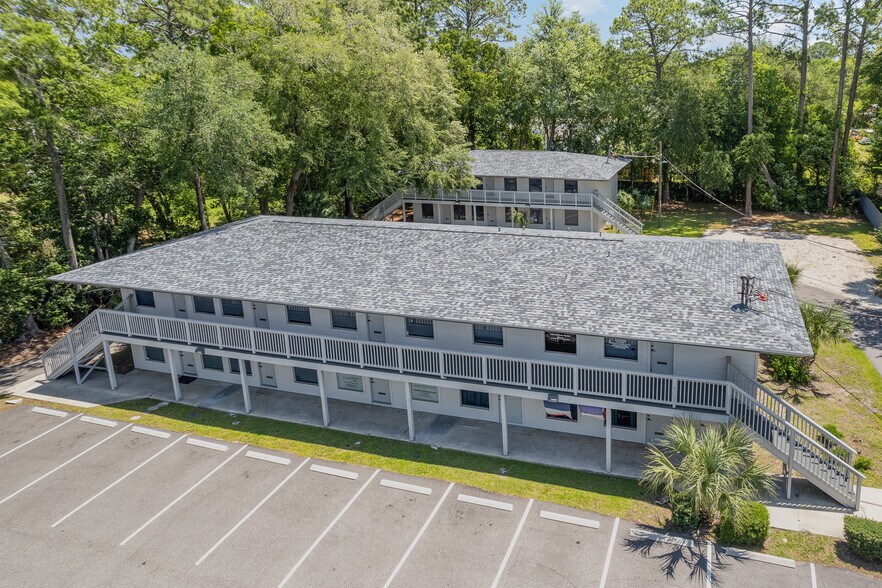4251 University Blvd, Jacksonville, FL à louer - Photo du bâtiment - Image 1 de 3