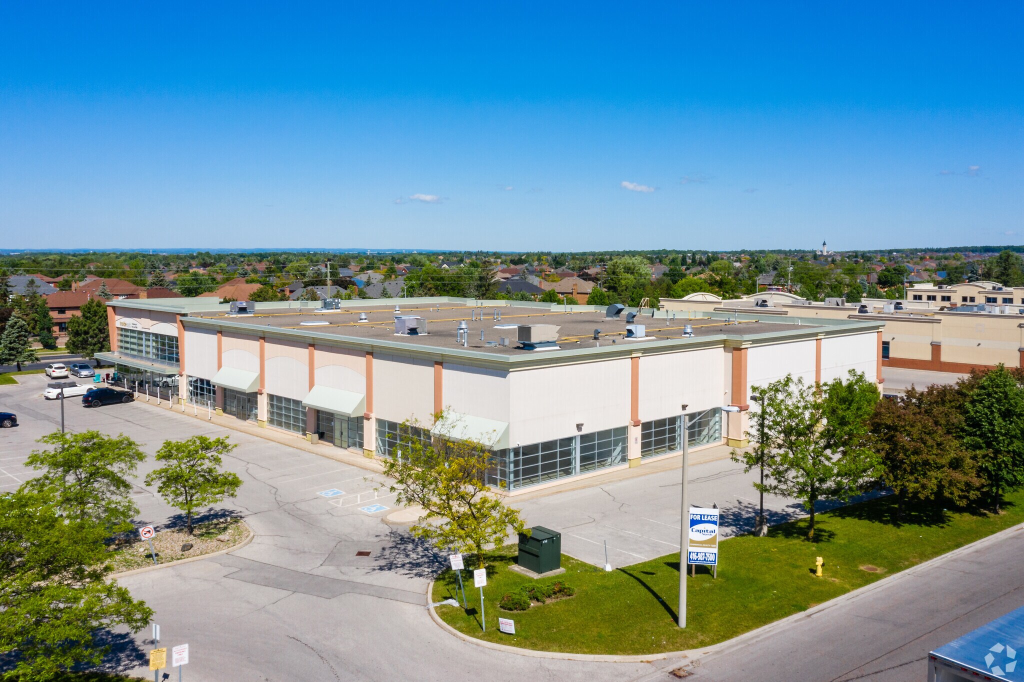 8677 Weston Rd, Vaughan, ON à vendre Photo principale- Image 1 de 1