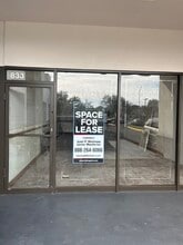 805-865 NW 119 St, Miami, FL à louer Photo intérieure- Image 2 de 7