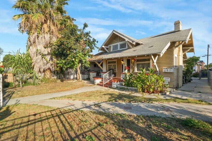 967 W 47th St, Los Angeles, CA à vendre - Photo du bâtiment - Image 3 de 5