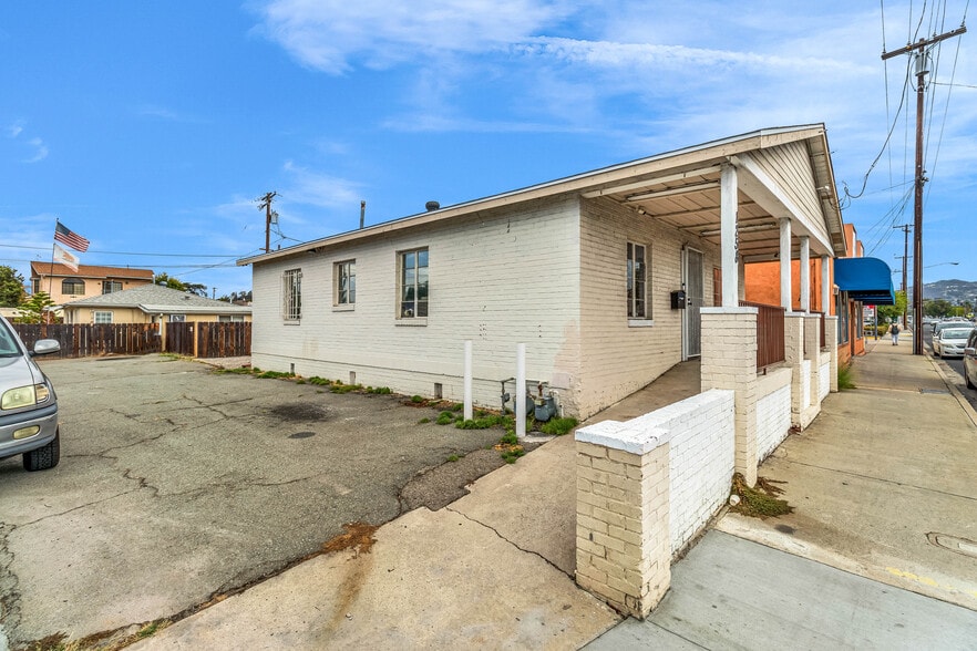 1258 Broadway, El Cajon, CA for sale - Building Photo - Image 3 of 28