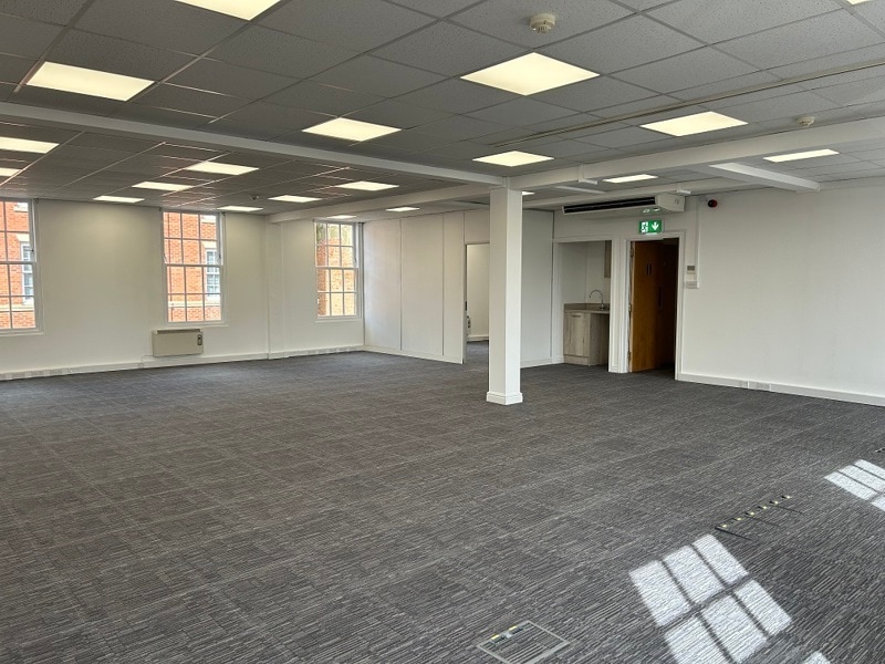 Vernon Gate, Derby for lease Interior Photo- Image 1 of 3