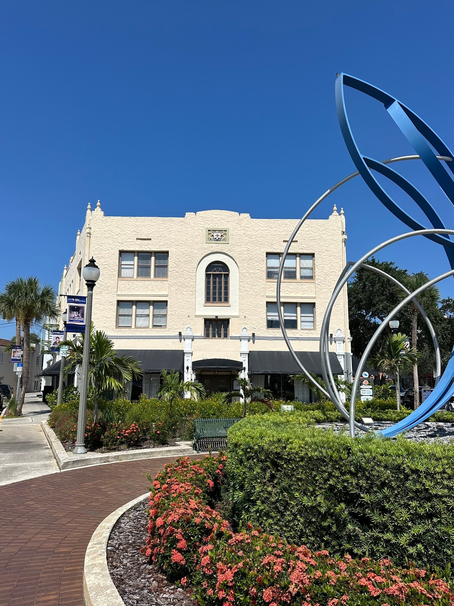 927 E New Haven Ave, Melbourne, FL for lease Primary Photo- Image 1 of 15