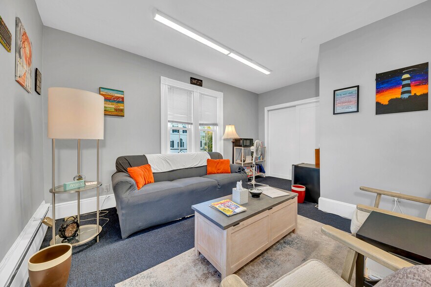68 Park St, Andover, MA à louer - Photo du bâtiment - Image 2 de 7
