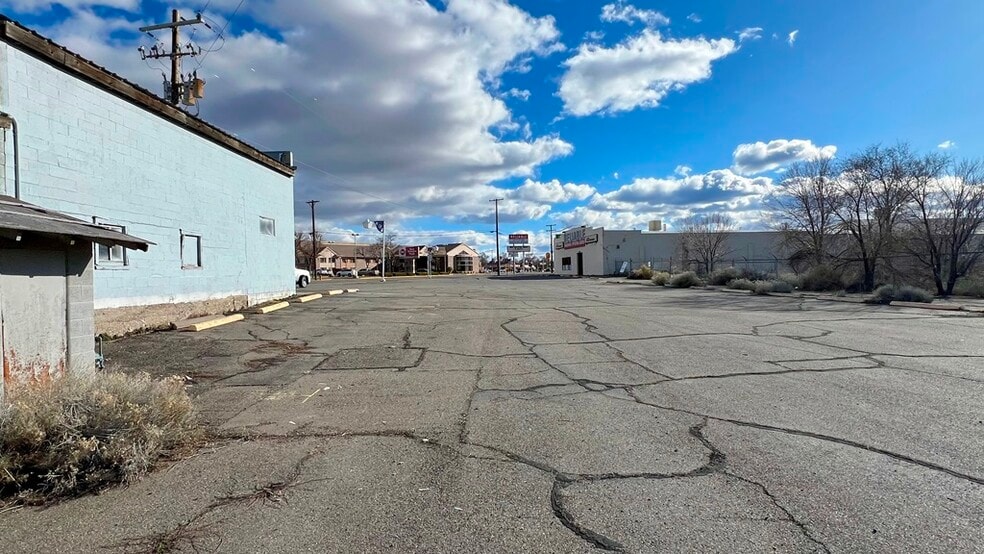 750 W Winnemucca Blvd, Winnemucca, NV for sale - Building Photo - Image 2 of 24