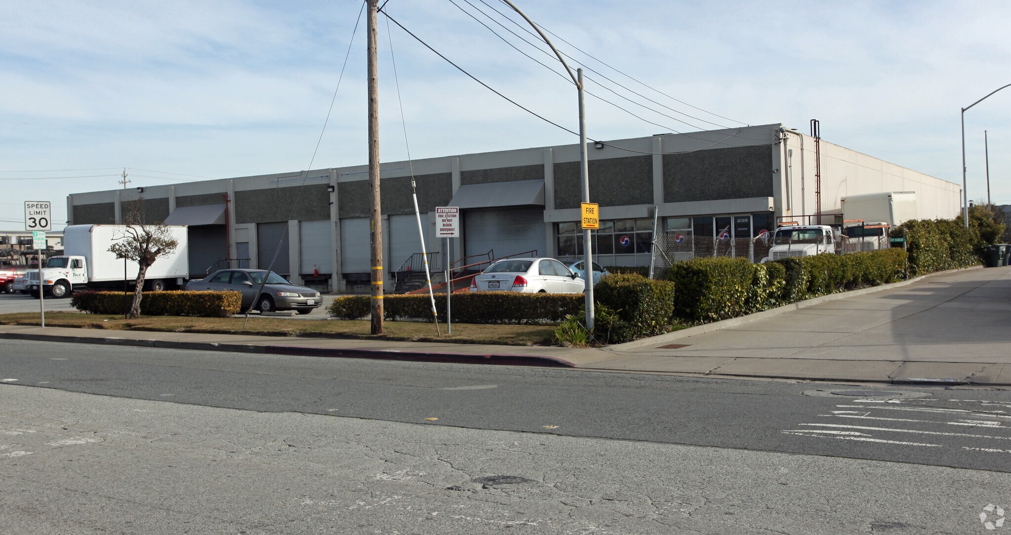 237-239 Harbor Way, South San Francisco, CA for lease Primary Photo- Image 1 of 8