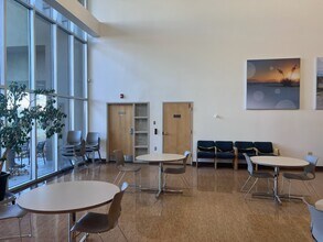 5150 Journal Center Blvd NE, Albuquerque, NM for lease Interior Photo- Image 2 of 9